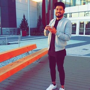 Meet your Posher, Yash